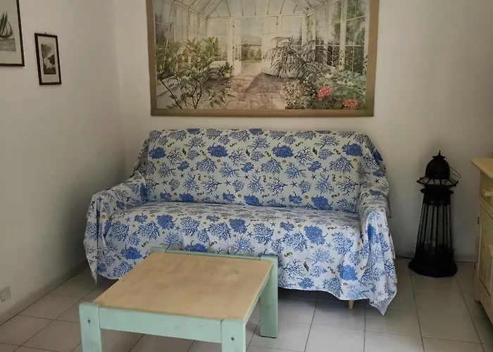 L' Eden Di Erasmo דירה *